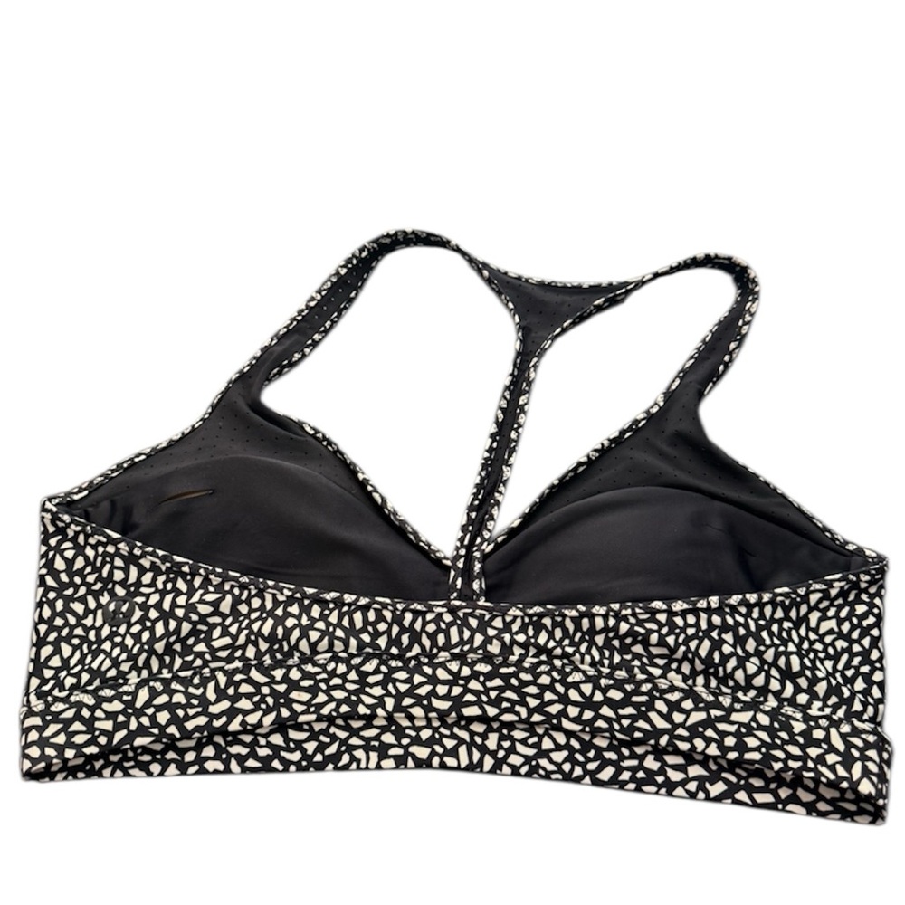 Lululemon bra - Picture 2 of 2